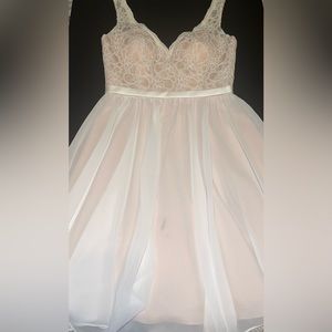 Mori Lee by Madeline Gardner Knee Length Lace Top, Chiffon bottom Dress sz 10